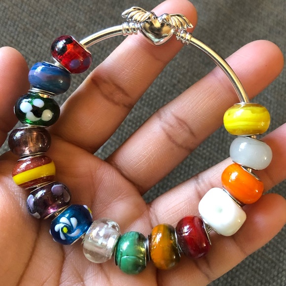 NWOT PANDORA LIMITED EDITION Angle Heart Wings W/ 15 Charms - Picture 3 of 12